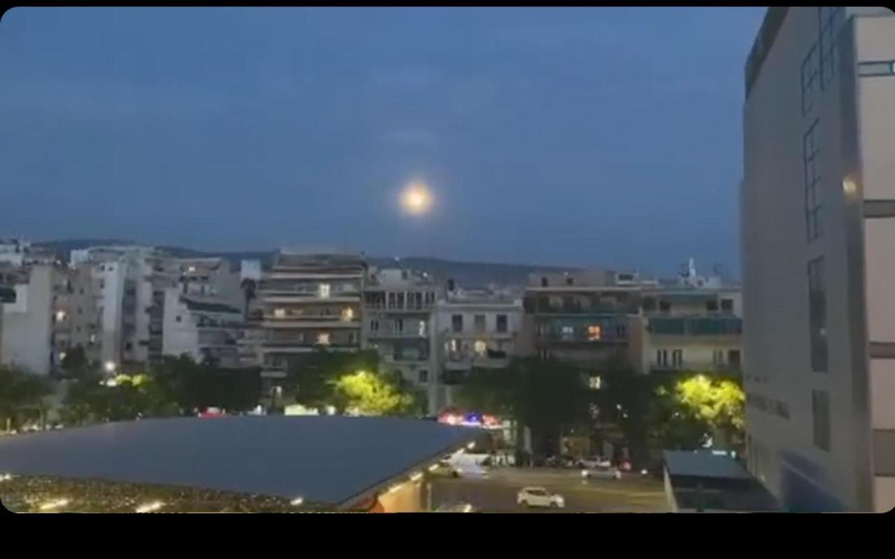 Chris'S Athens Home In The Center Of Everything エクステリア 写真
