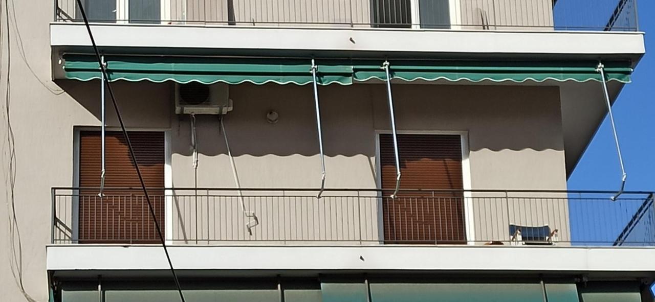 Chris'S Athens Home In The Center Of Everything エクステリア 写真
